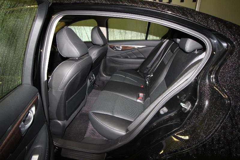 Infiniti
Q50
2016