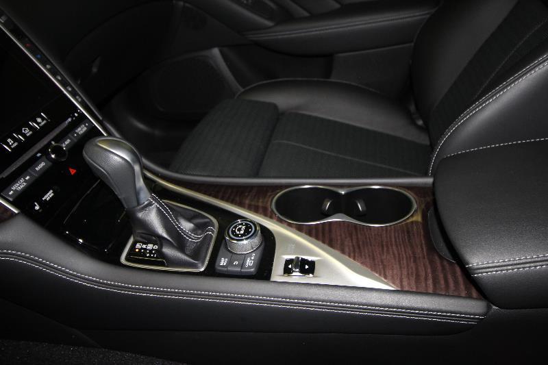 Infiniti
Q50
2016