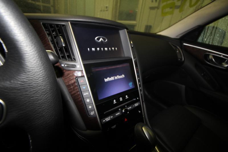 Infiniti
Q50
2016
