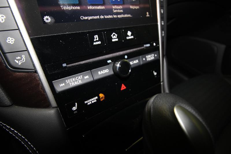 Infiniti
Q50
2016