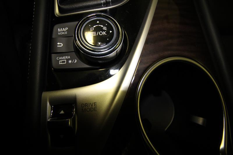 Infiniti
Q50
2016